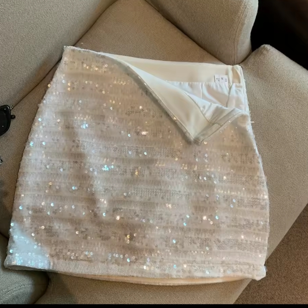 Slim A-line Sequin Skirts - Picture 6 of 7